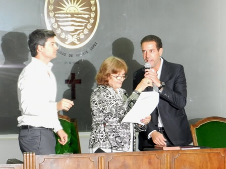 Leo Rial jura como concejal en Vicente López